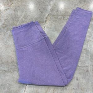 BNWOT Beyond Yoga Space Dye Ankle Length Leggings🌸